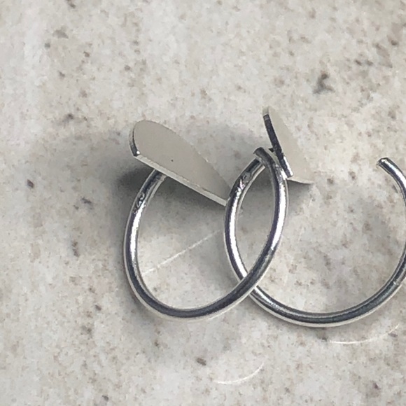 925 Sterling Silver Semi Circle Ear Hugger Earring - Picture 11 of 16